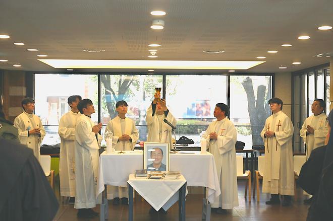 故 김형수 베드로 신부 선종 1주기 미사